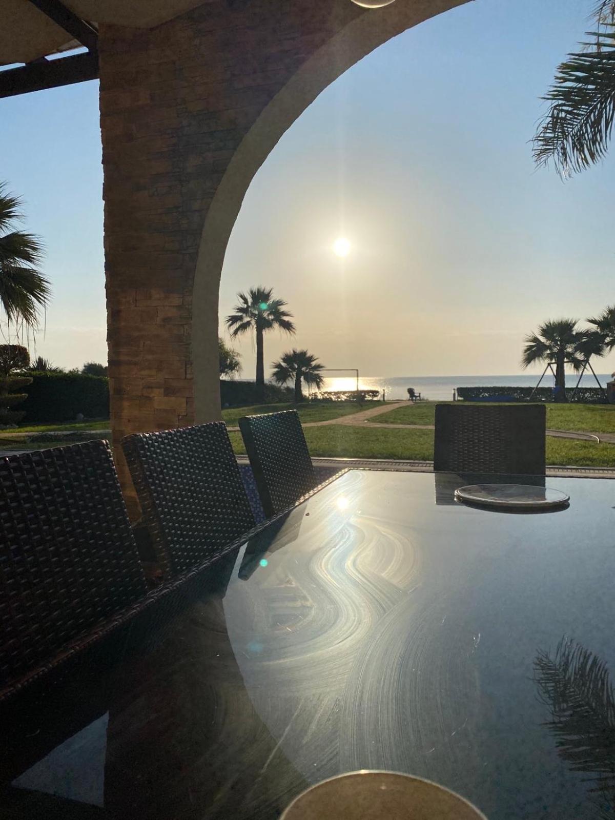 Ionion Beachfront Villa Айя-Напа Экстерьер фото