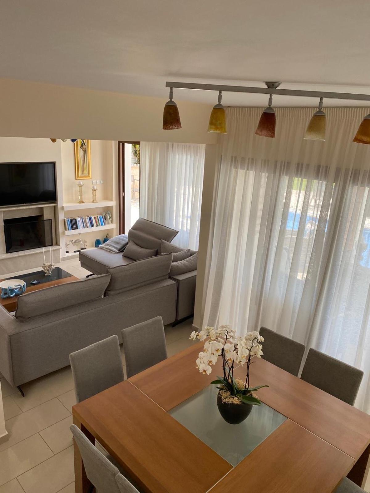 Ionion Beachfront Villa Айя-Напа Экстерьер фото