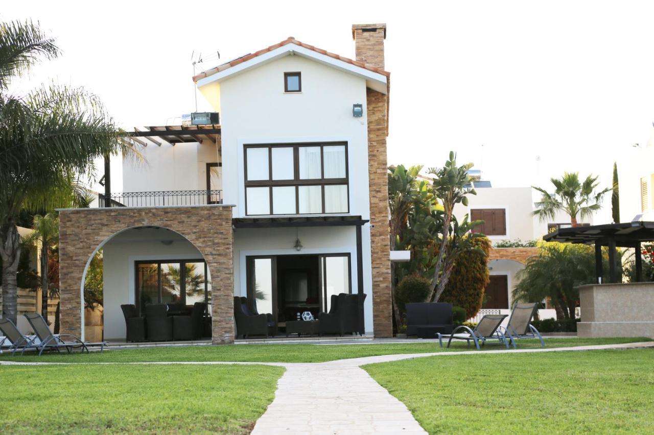 Ionion Beachfront Villa Айя-Напа Экстерьер фото