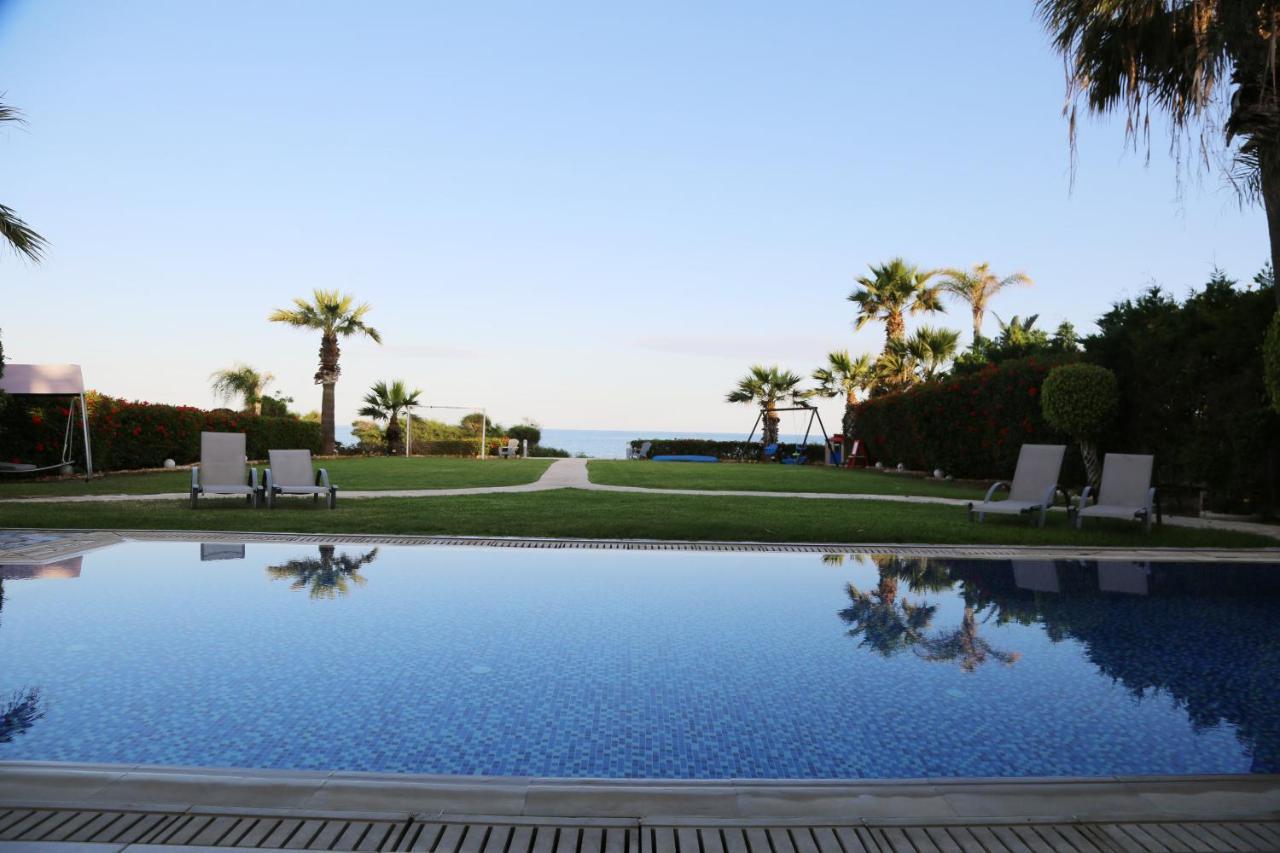 Ionion Beachfront Villa Айя-Напа Экстерьер фото